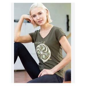 Traditional Craft Wear Khaki V-Neck T-Shirt Sz L